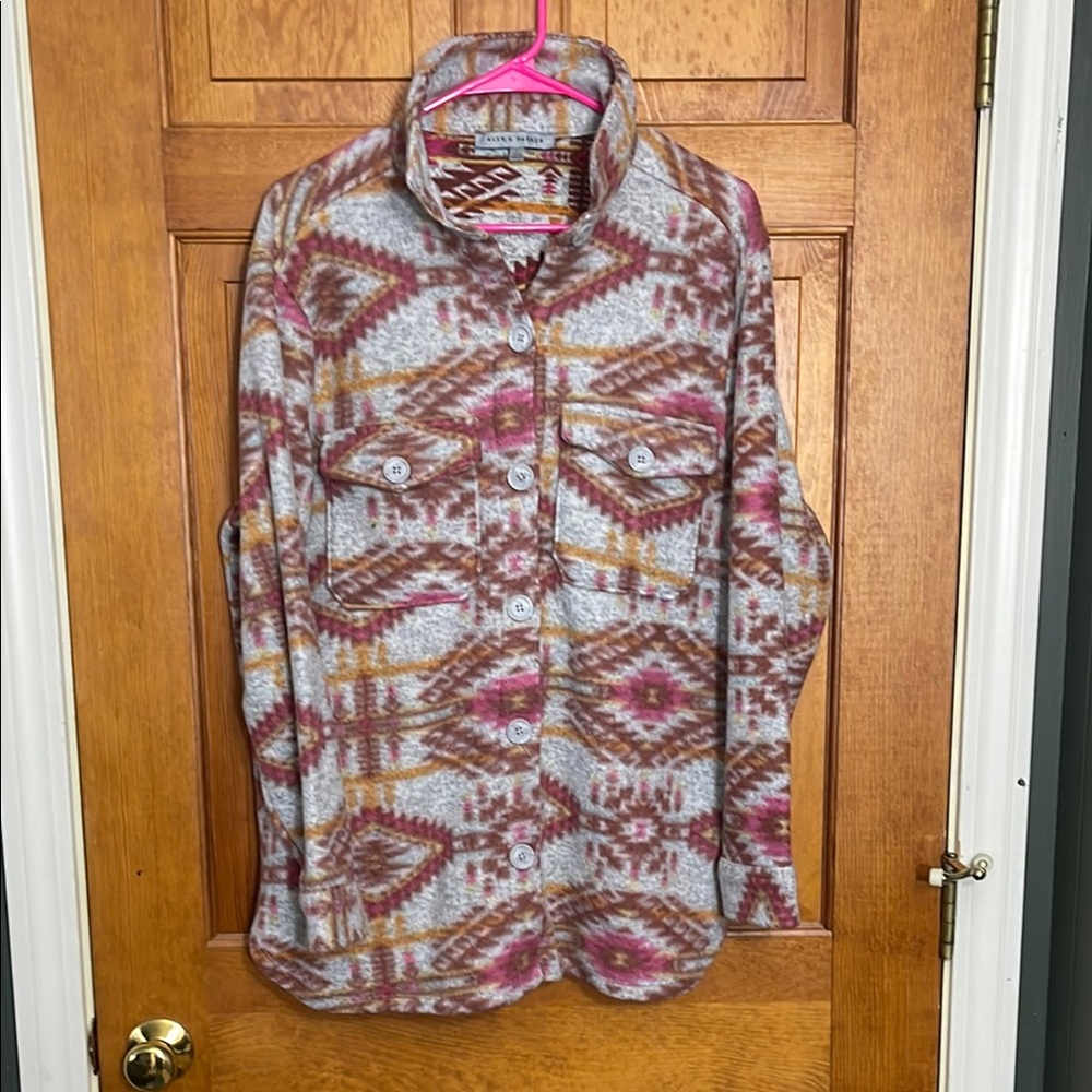 Patterned Button-Up Women's Jacket